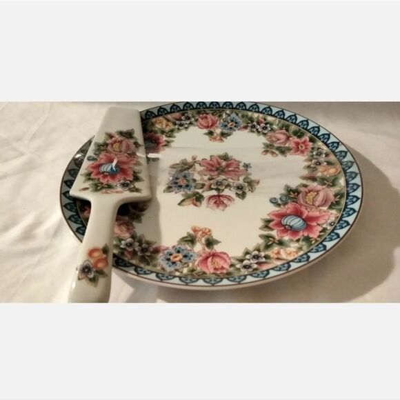 National Smithsonian Ny Cooper Hewlett Museum Design Matching Cake Plate/spoon